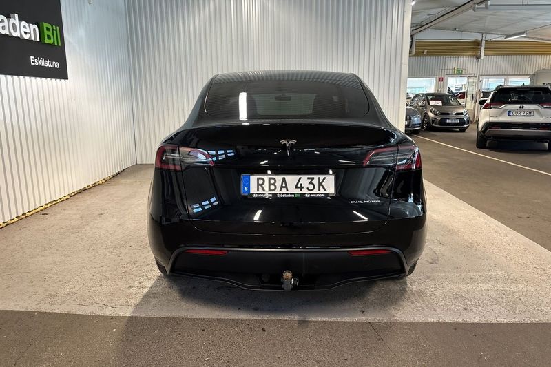 Tesla Model Y bild 4