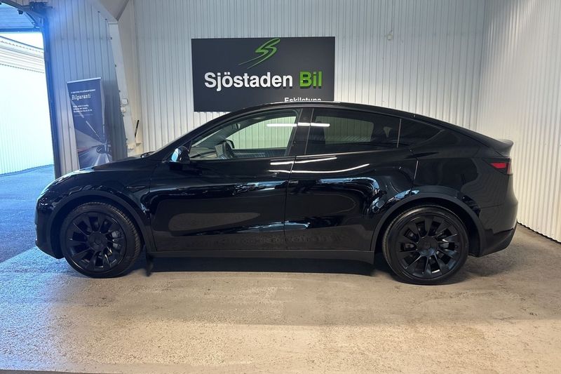 Tesla Model Y bild 2