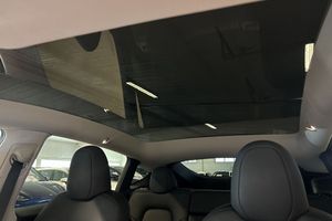 Tesla Model Y bild 24