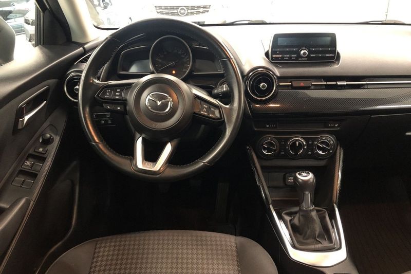 Mazda 2 bild 10