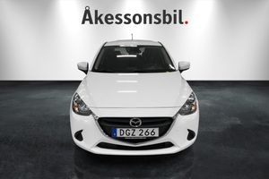 Mazda 2 bild 2