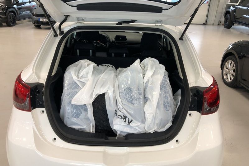 Mazda 2 bild 8