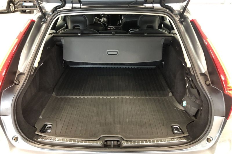 Volvo V90 bild 8