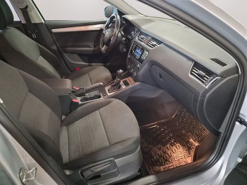 Skoda Octavia bild 11