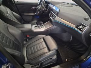 BMW 330 bild 13