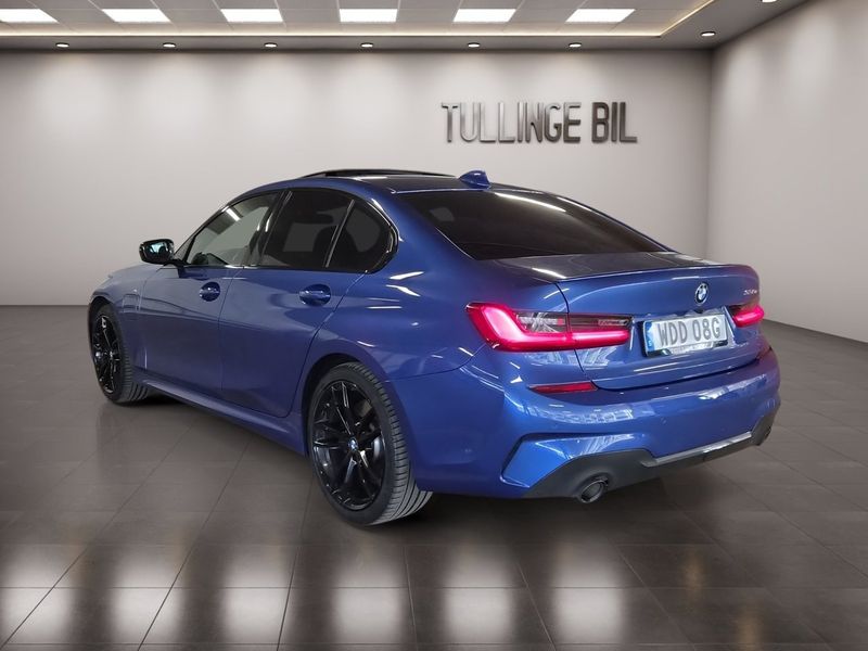 BMW 330 bild 3