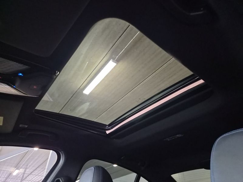 BMW 330 bild 17