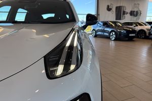 Lynk & Co 01 bild 11