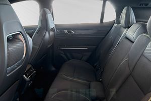 Lynk & Co 01 bild 7