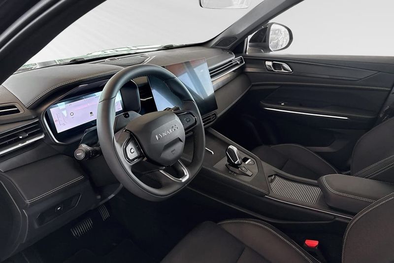 Lynk & Co 01 bild 6