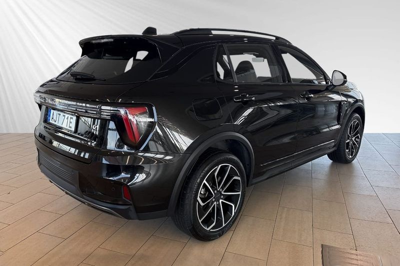 Lynk & Co 01 bild 4