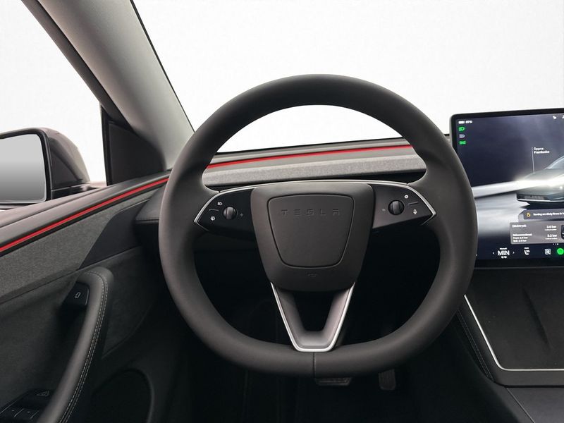 Tesla Model Y bild 17
