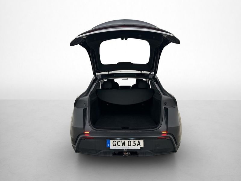Tesla Model Y bild 12