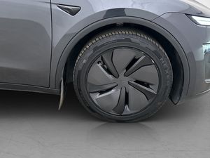 Tesla Model Y bild 35