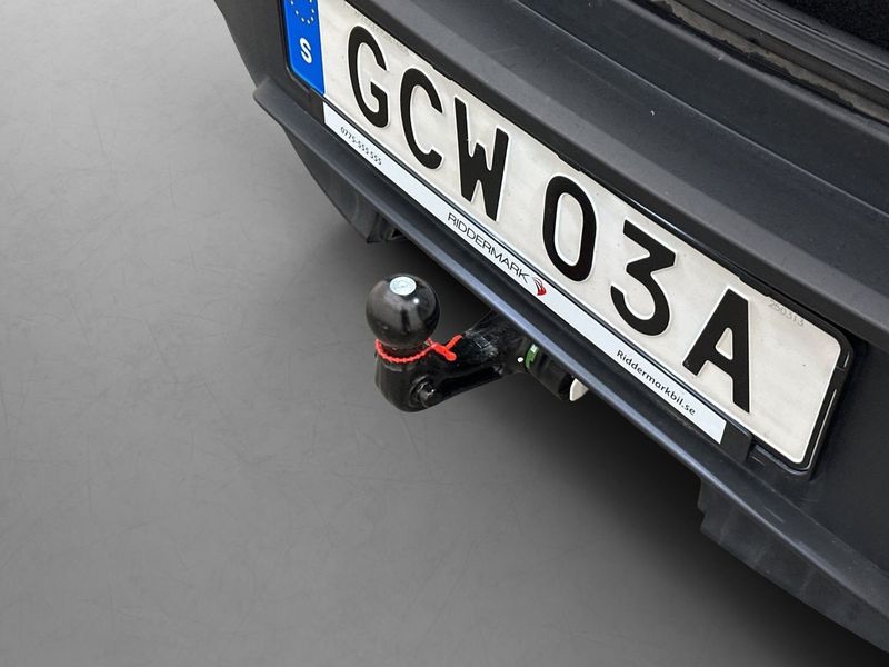 Tesla Model Y bild 11