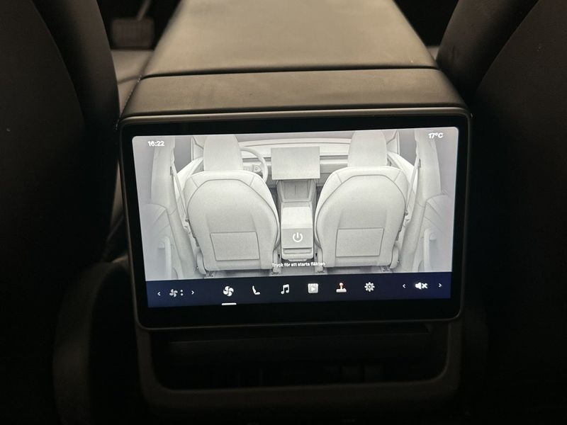Tesla Model Y bild 28