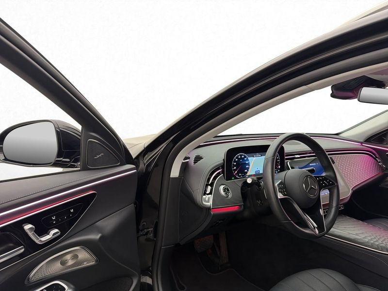 Mercedes E300 bild 11
