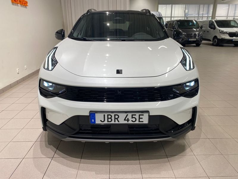 Lynk & Co 01 bild 2