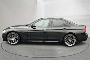 BMW 330 bild 2