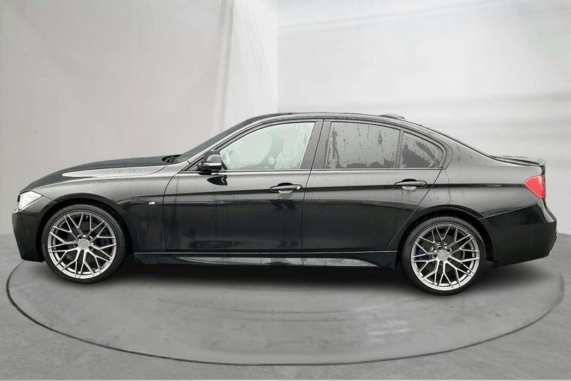 BMW 330 bild 2