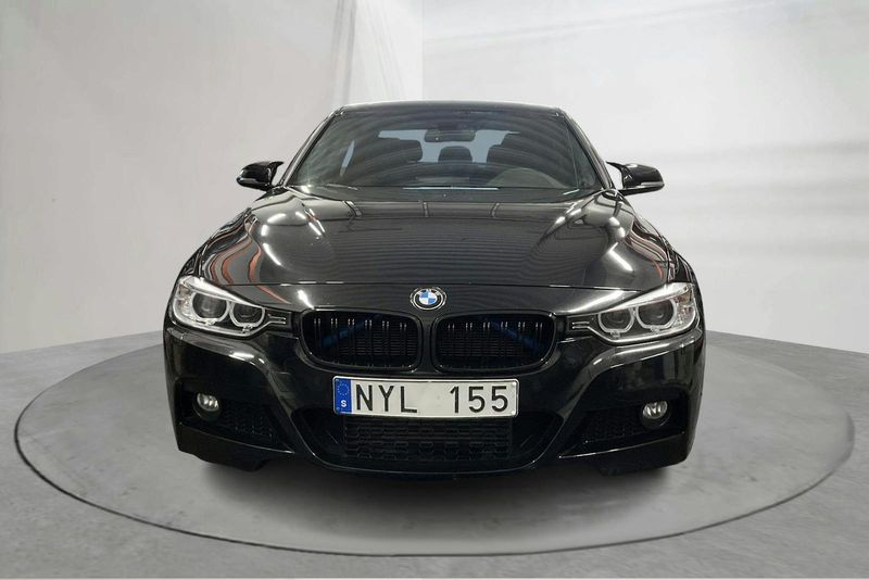 BMW 330 bild 4