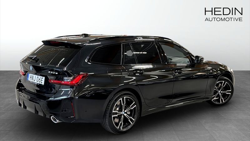 BMW 330 bild 2