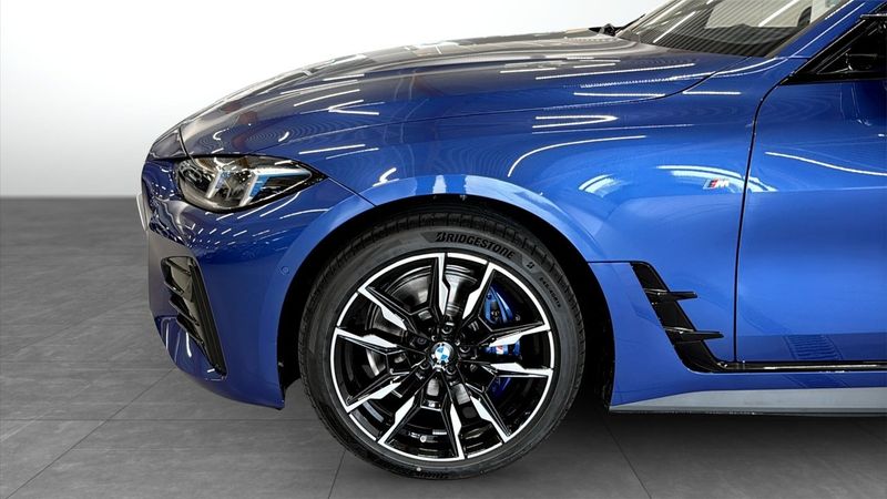 BMW i4 bild 9