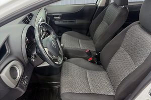Toyota Yaris bild 15