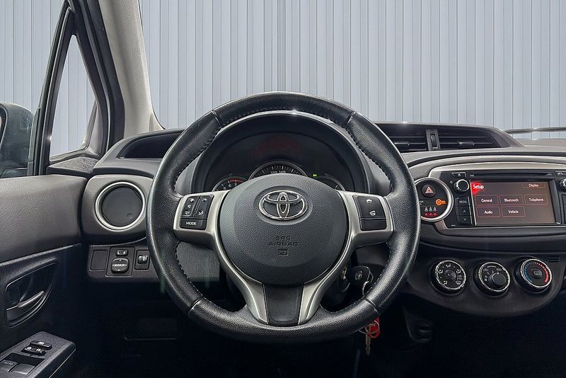 Toyota Yaris bild 13