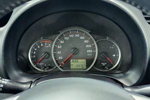 Toyota Yaris bild 14