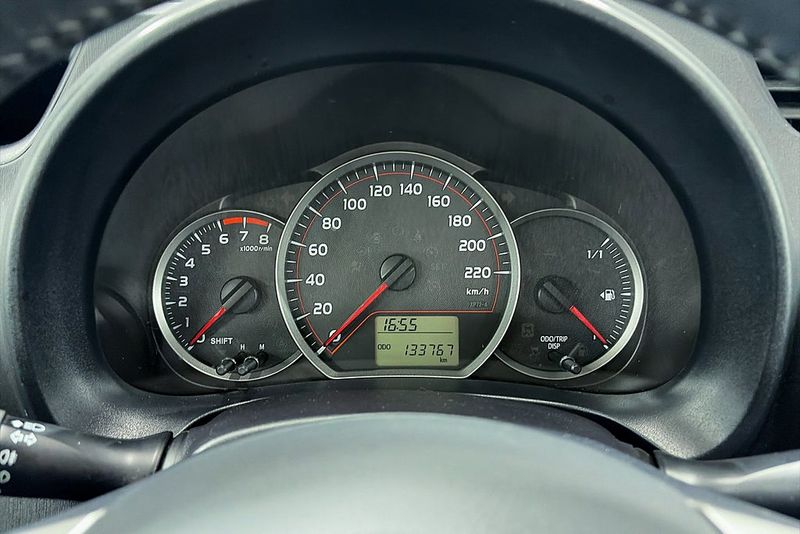 Toyota Yaris bild 14