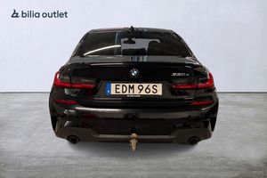 BMW 330 bild 7