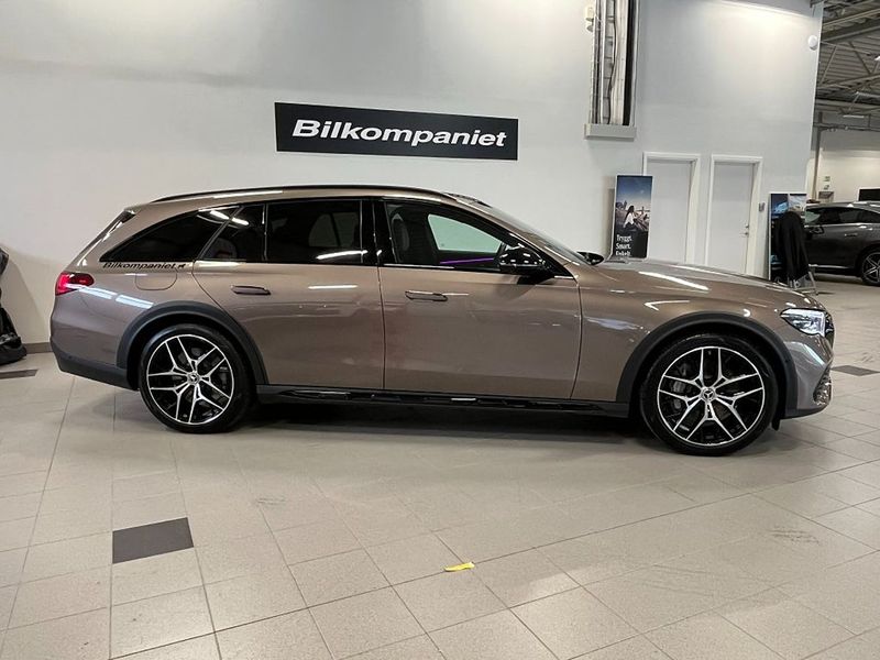 Mercedes E300 bild 2