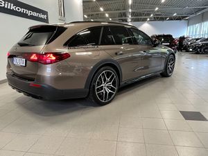 Mercedes E300 bild 3