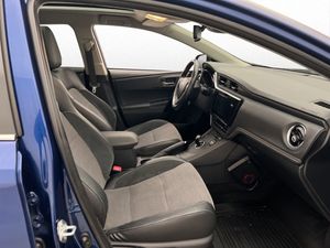 Toyota Auris bild 22