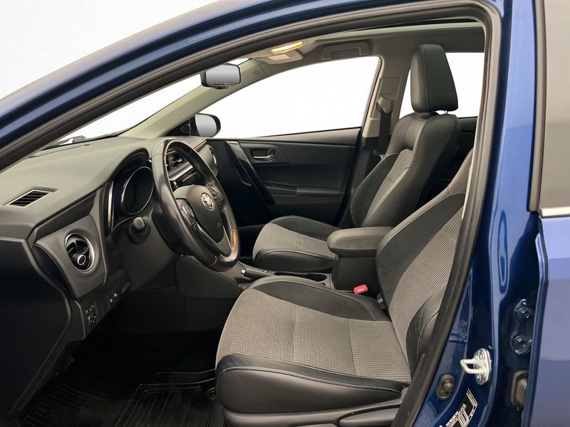 Toyota Auris bild 10