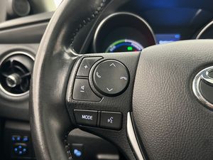 Toyota Auris bild 13