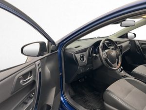 Toyota Auris bild 9