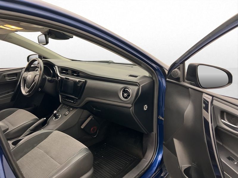 Toyota Auris bild 23