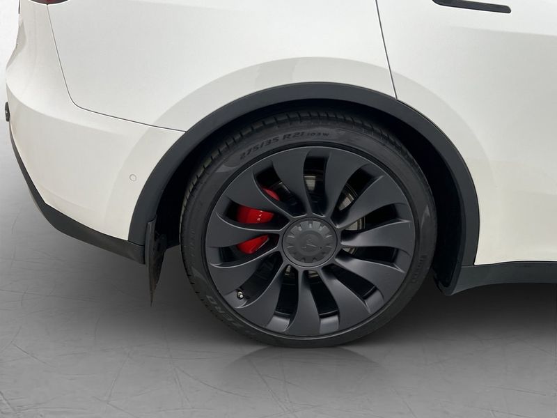 Tesla Model Y bild 34
