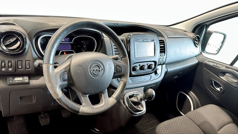 Opel Vivaro bild 4