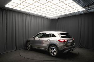 Mercedes GLA250 bild 9