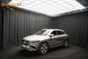 Mercedes GLA250 bild 1