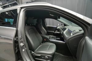 Mercedes GLA250 bild 16