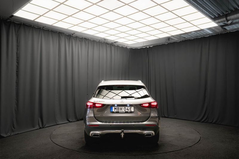 Mercedes GLA250 bild 8