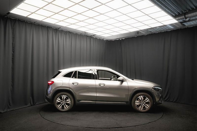 Mercedes GLA250 bild 6