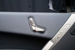 BMW iX bild 16