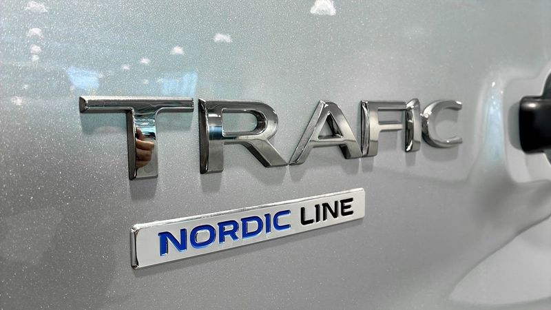 Renault Trafic bild 23