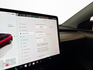 Tesla Model Y bild 22