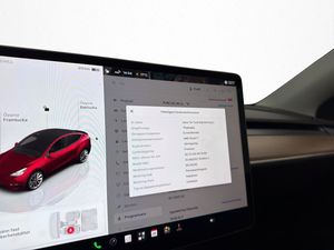 Tesla Model Y bild 24